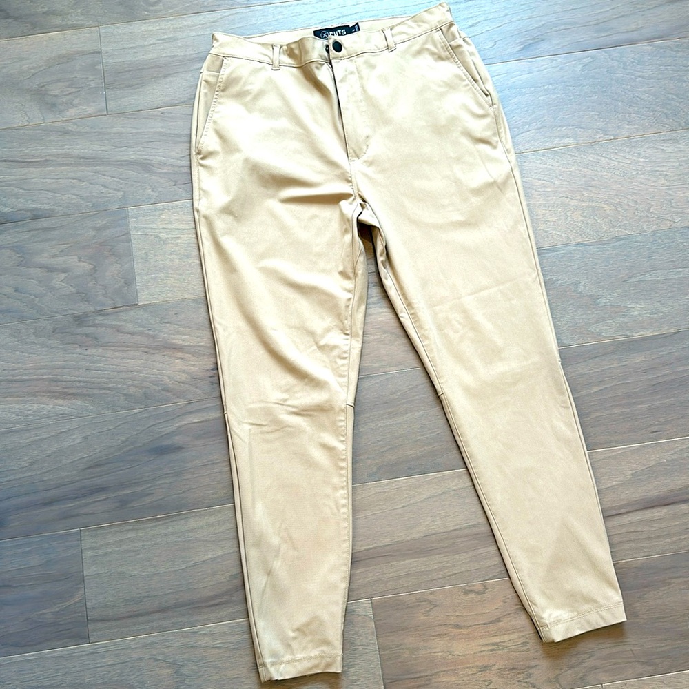 Cuts. AO Jogger. Khaki. Large